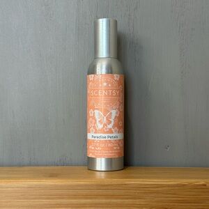 Scentsy Paradise Petals Room Spray